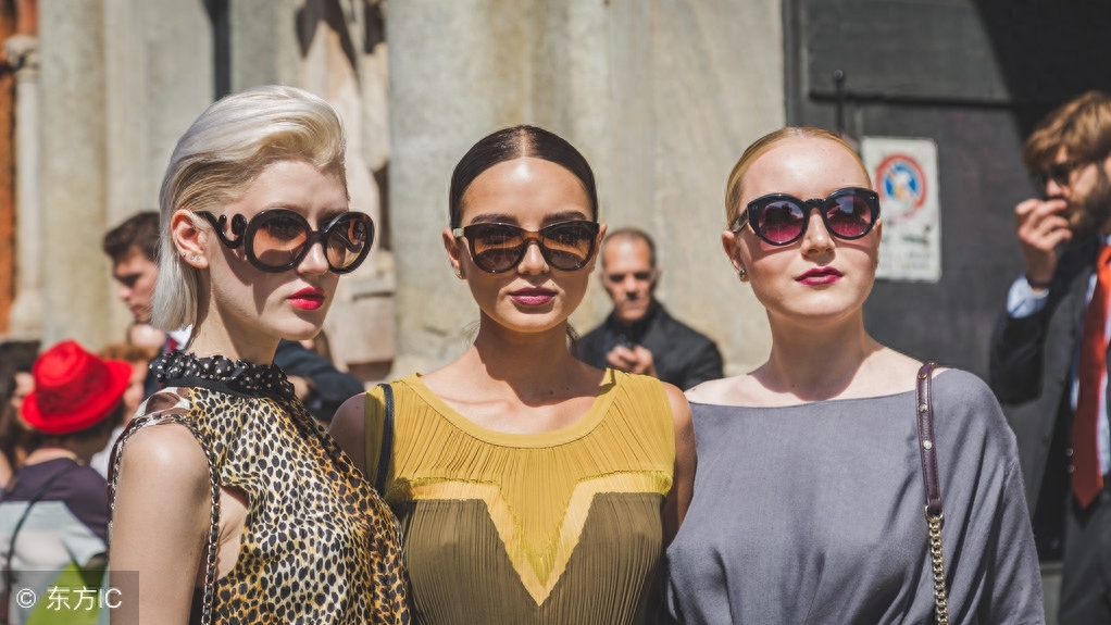 用英语谈恋爱，实用恋爱英语大全；你也能做到这么浪漫吗？（一）(图2)