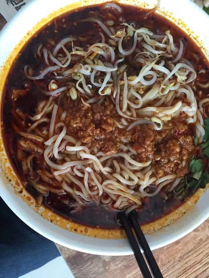 顶级孤独“一人食”：简简单单，又得一餐(图3)