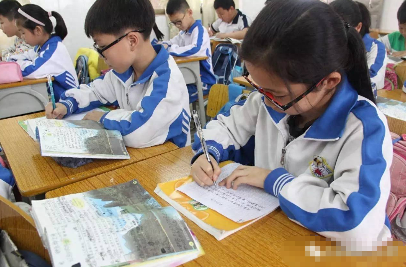 小学生“读书语录”火了，老师怀疑是打印版，网友：我拜你为师吧(图6)