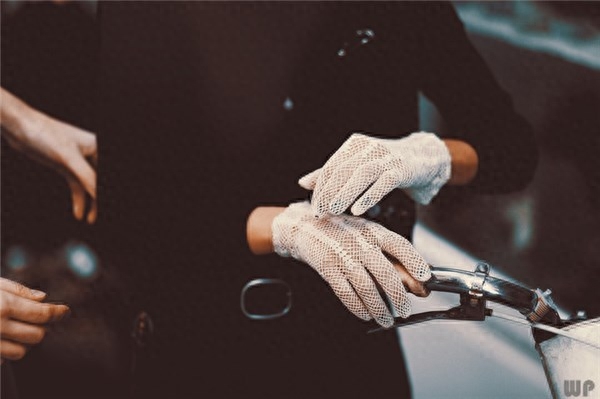 微信里最阳光暖心的句子，唯美经典，句句说到心坎里(图4)