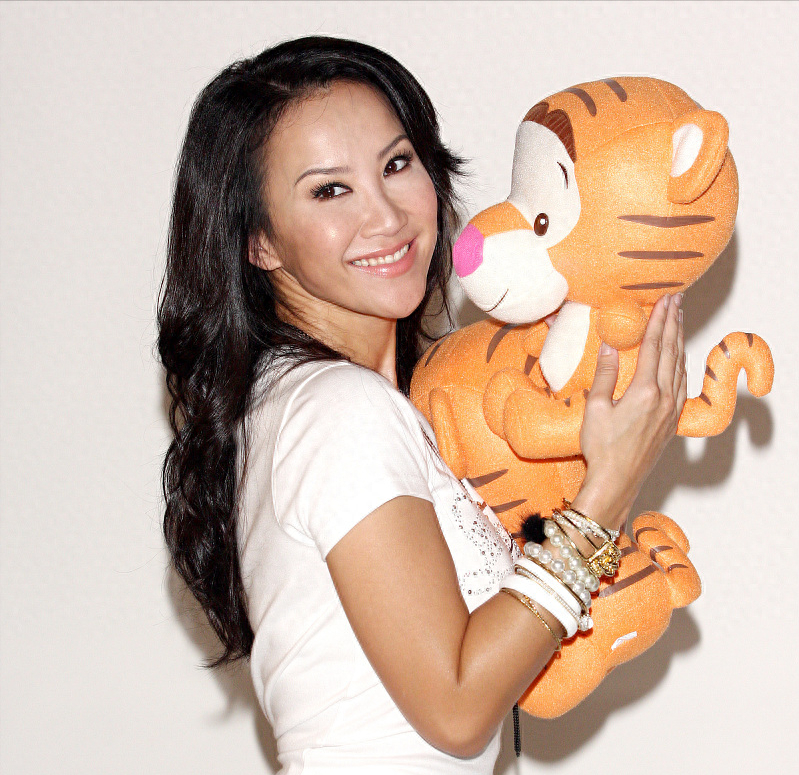 你不是脆弱，只是生病了；这个世界虽不美好，但有你才会熠熠发光(图1)