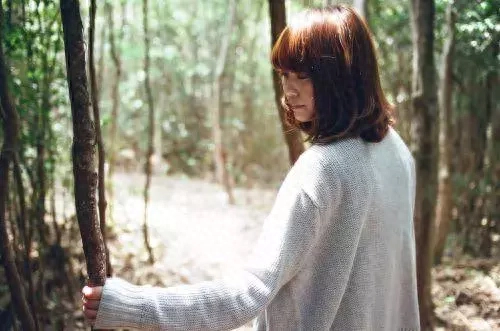 一个人孤独的心情说说，句句扎心(图1)