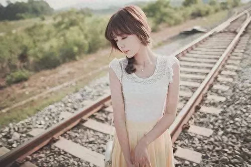 一个人孤独的心情说说，句句扎心(图3)