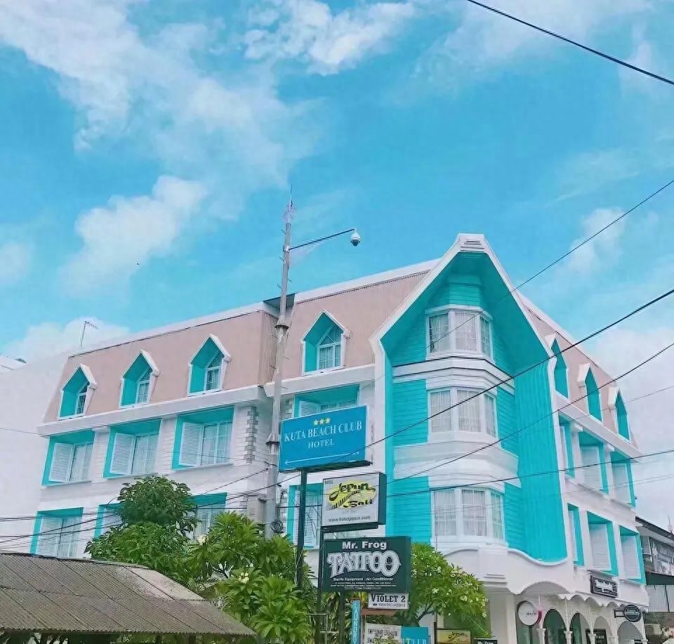 文案：“我们跑去远方，到陌生的城市，做真正的自己”(图7)