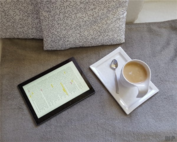 阳光温润，岁月静好，不负此生，只愿与你一起长醉(图2)