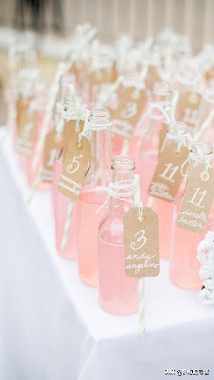 唯美伤感精选说说：明知你不喜欢我，还是乐意你耗着我(图2)