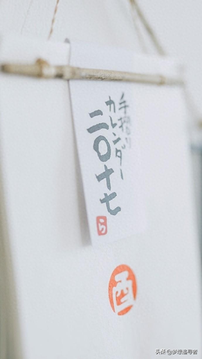 唯美伤感精选说说：明知你不喜欢我，还是乐意你耗着我(图4)