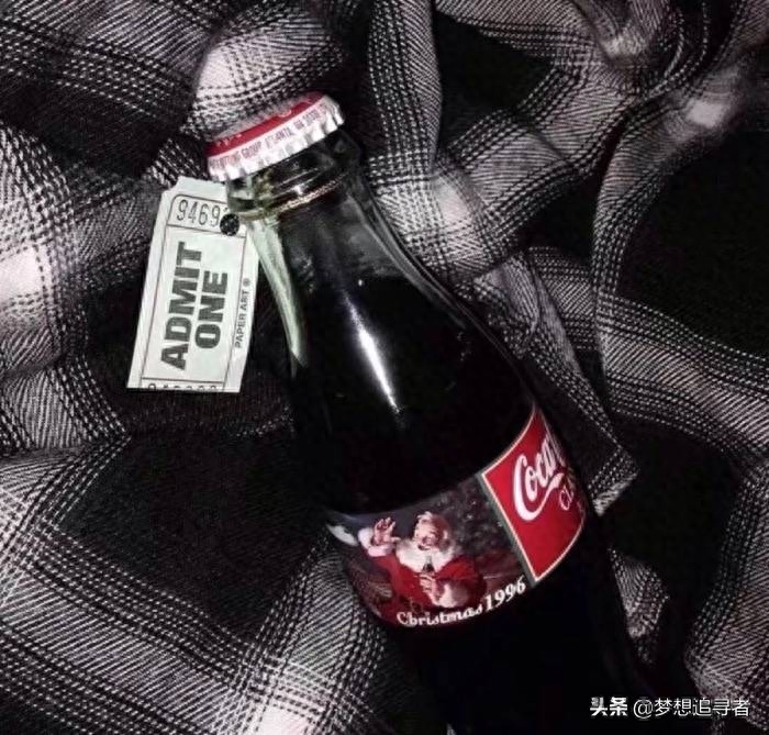 唯美伤感精选说说：明知你不喜欢我，还是乐意你耗着我(图8)