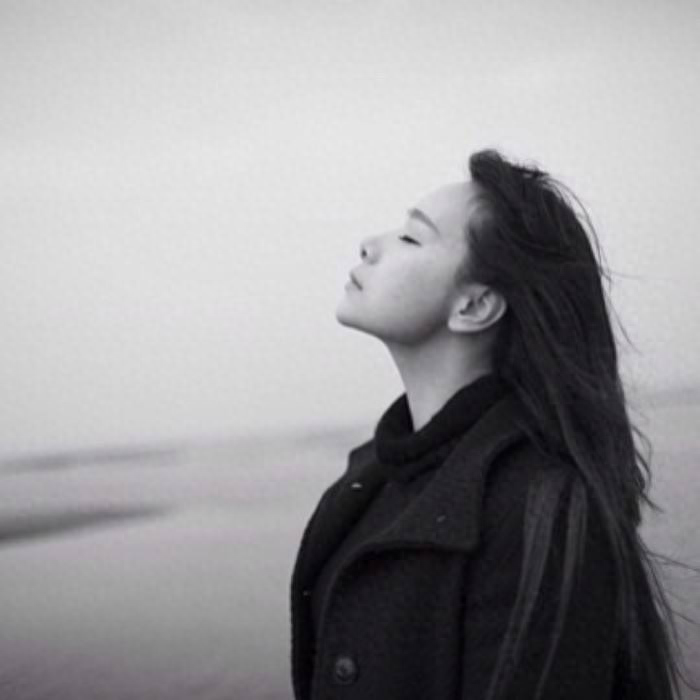 痛彻心扉的失恋伤感语录：你走吧悲伤和孤独，我一个人享受就好(图1)