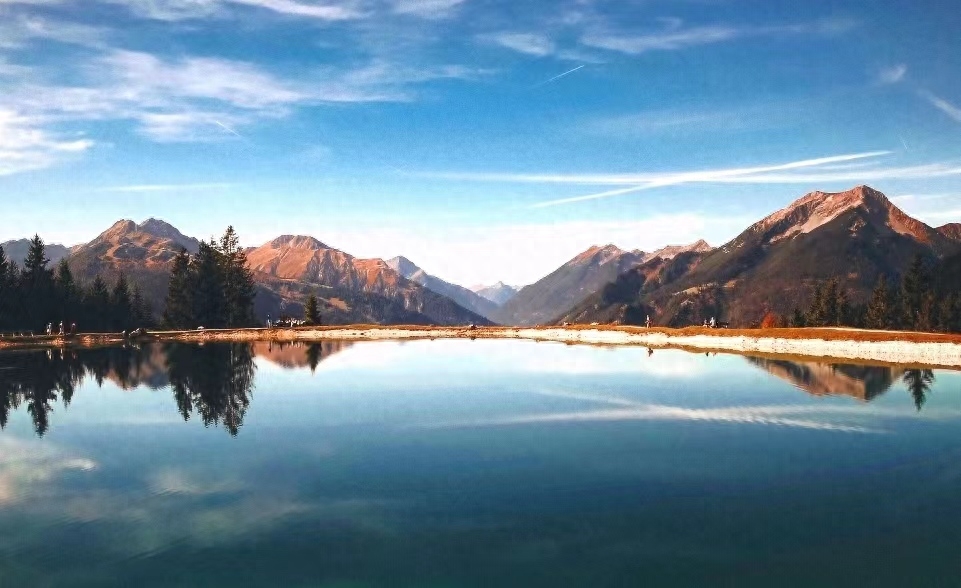 真正厉害的人：做人低调，待人宽容，遇事冷静(图1)