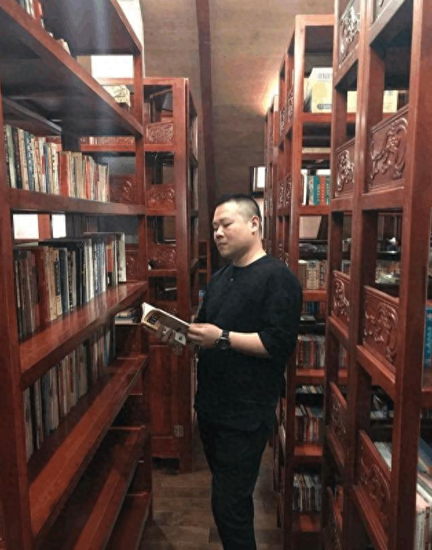 很多人迷惑：郭德纲学历不高为什么佳句诗词张口就来？(图8)