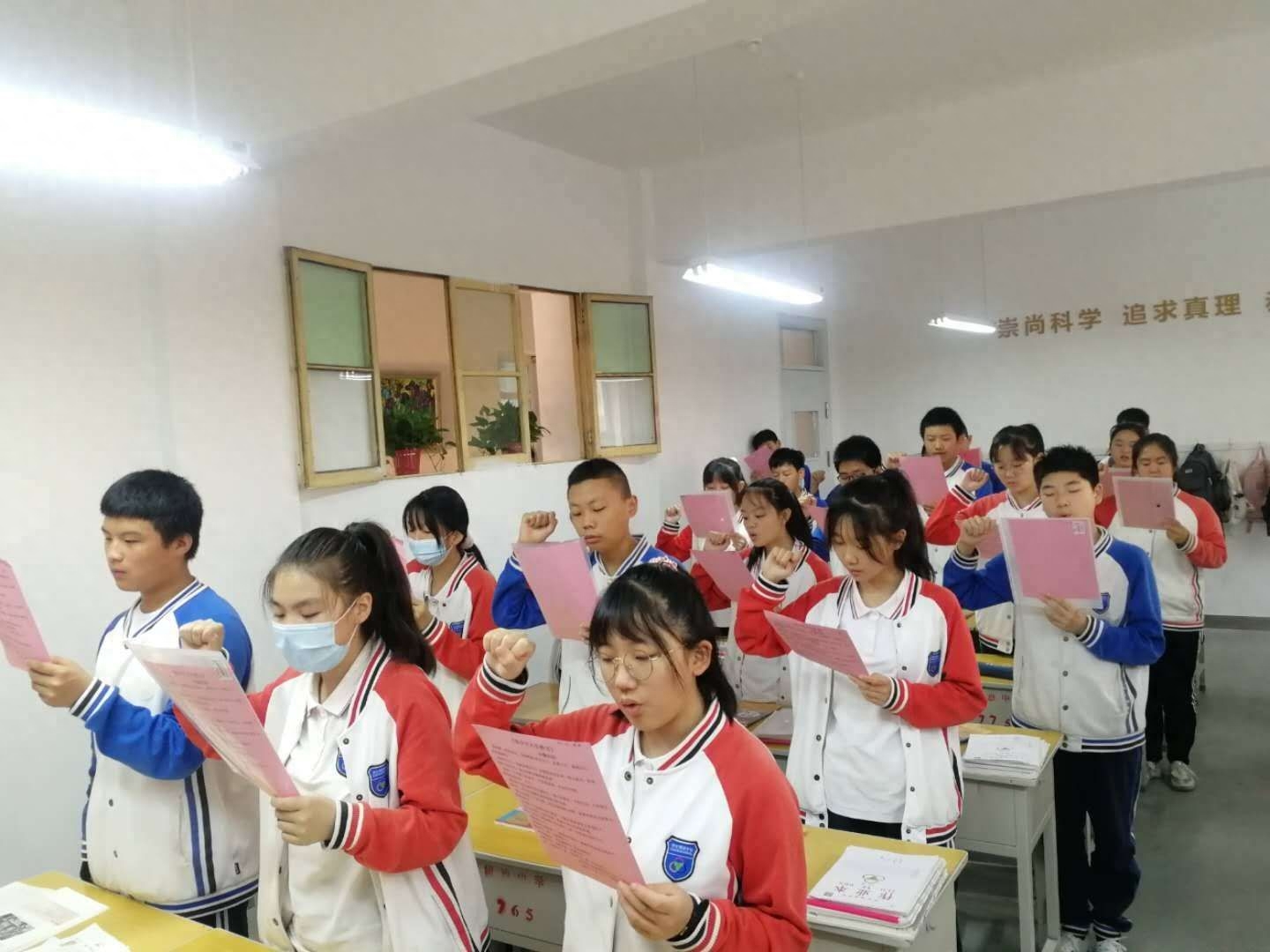 中国公益人物宋馨的《青少年人生格言》，助力西安中学生中考(图5)