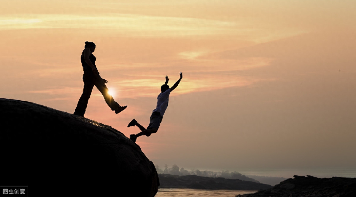 最凉不过人心,谁也不是谁的谁,何必高估自己(图1) 最凉不过人心,谁也不是谁的谁,何必高估自己(图1)