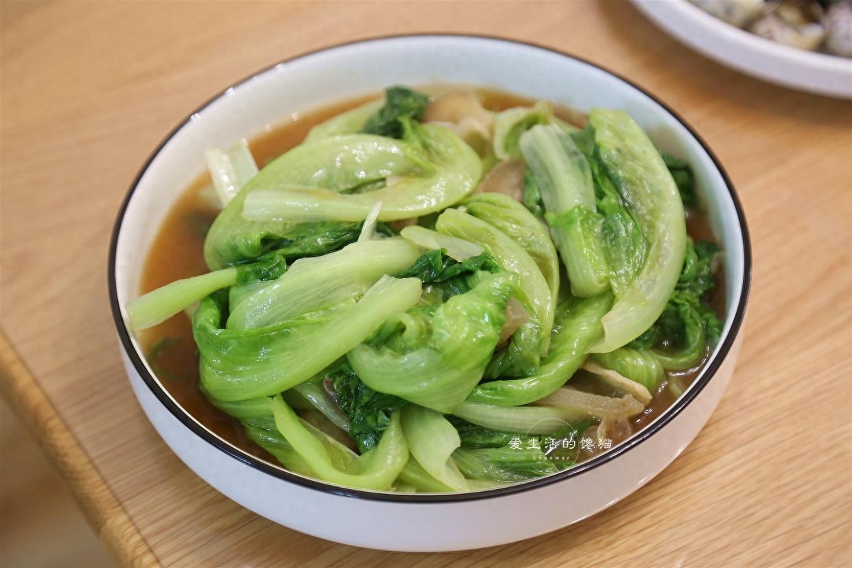 一家7口的晚餐，满满一桌菜火了朋友圈，网友：大户人家的伙食(图7)