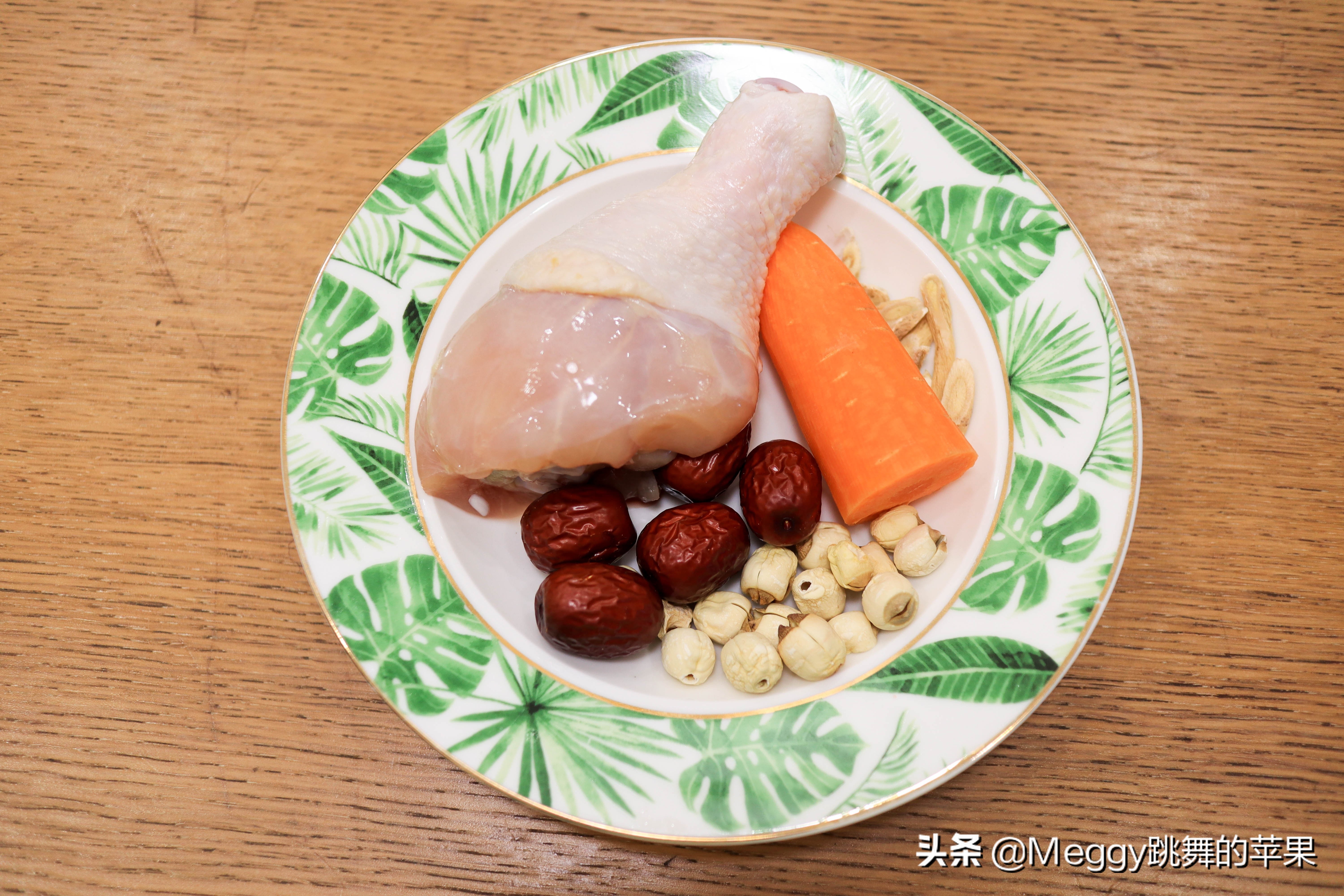 家里存货余粮不少，4人晚餐品质没降，4菜1汤挺滋润(图7)