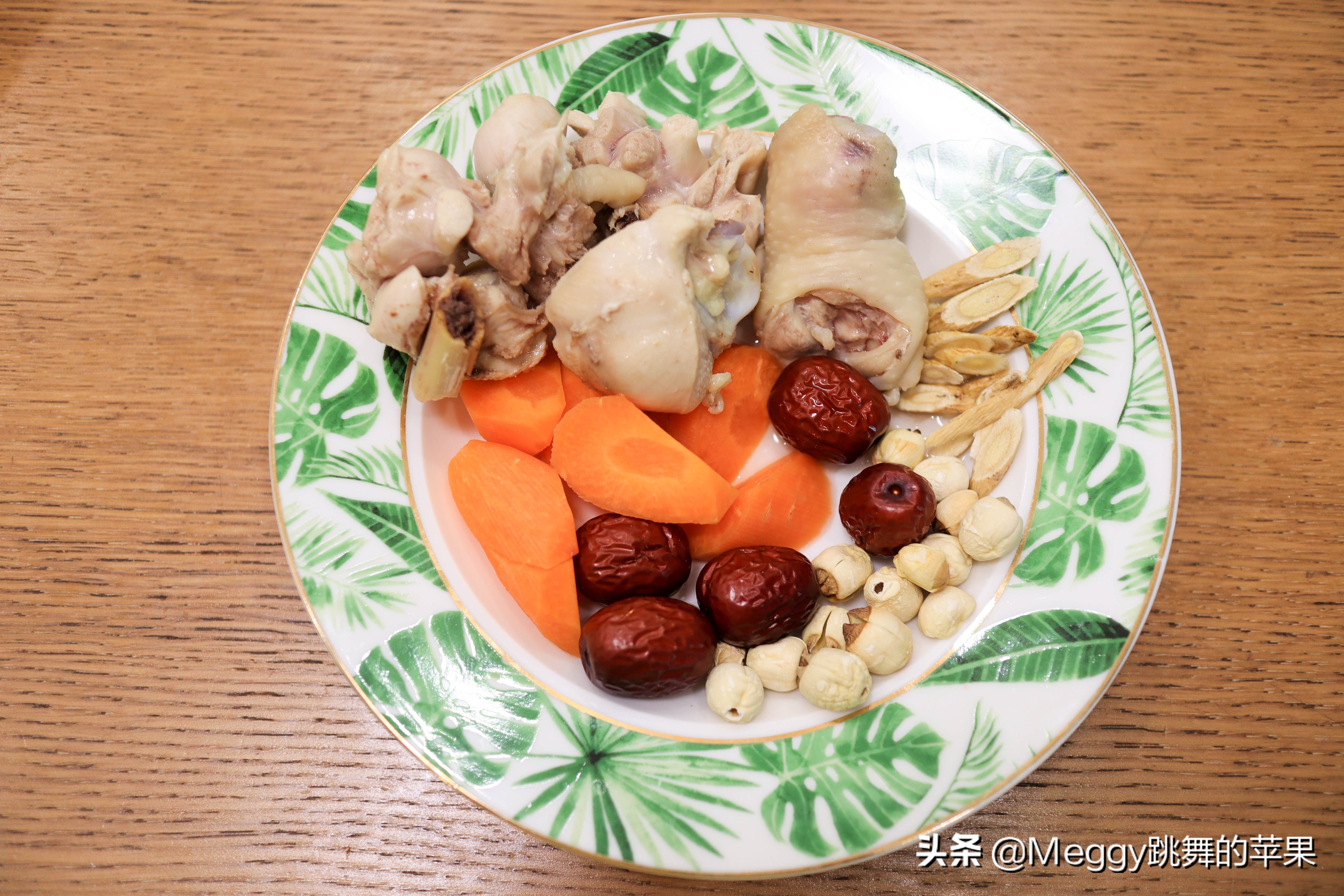 家里存货余粮不少，4人晚餐品质没降，4菜1汤挺滋润(图8)