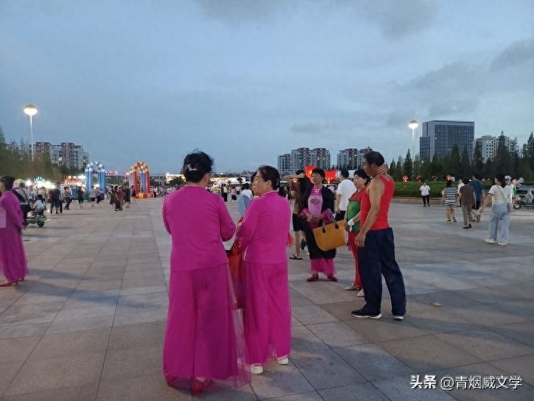 现代爱情诗：忘情水（外词一首）(图2)