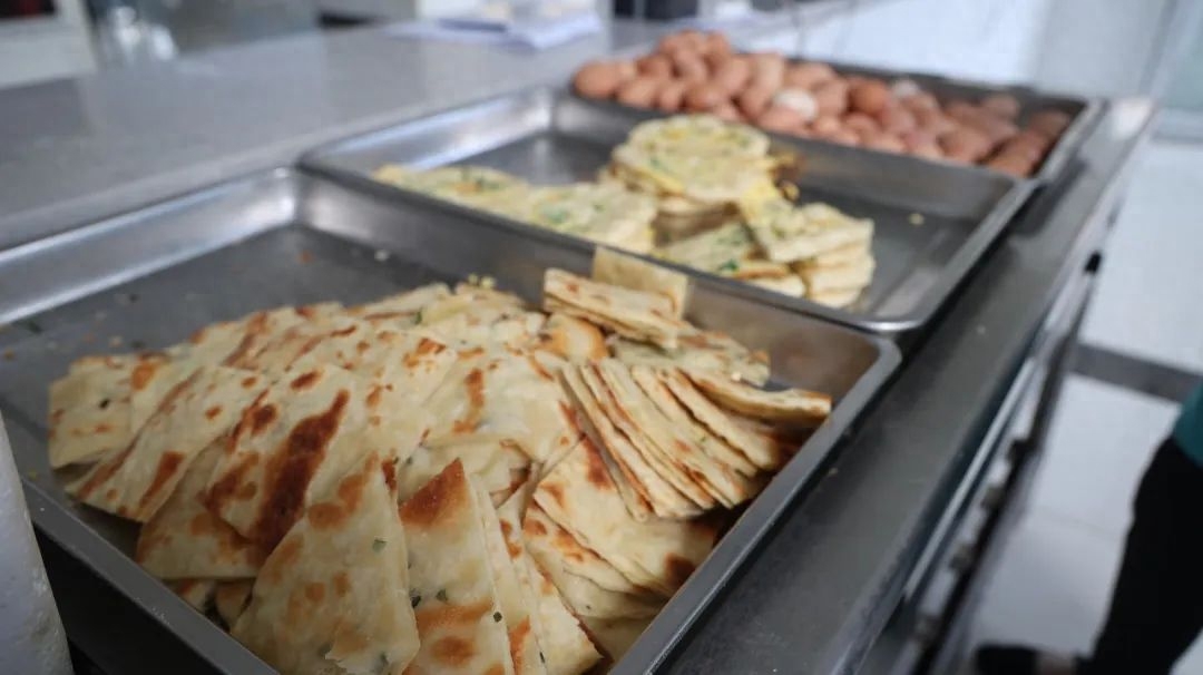 战疫进行时｜筑牢后勤保障网——记翔宇接待中心全体员工(图10)