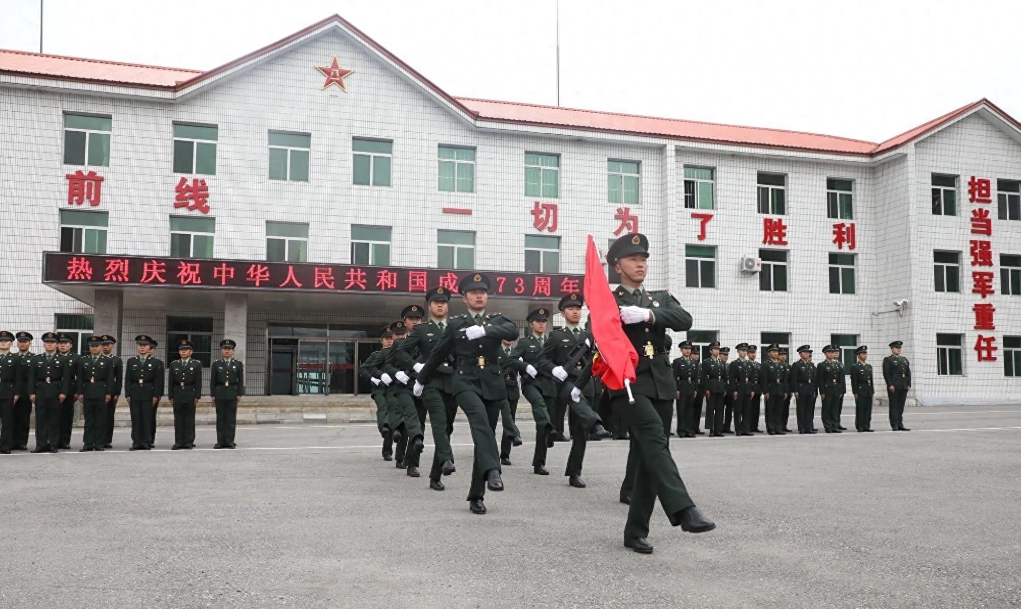 联勤保障部队下辖6个副军级单位，包括解放军总医院、5个保障中心(图1)