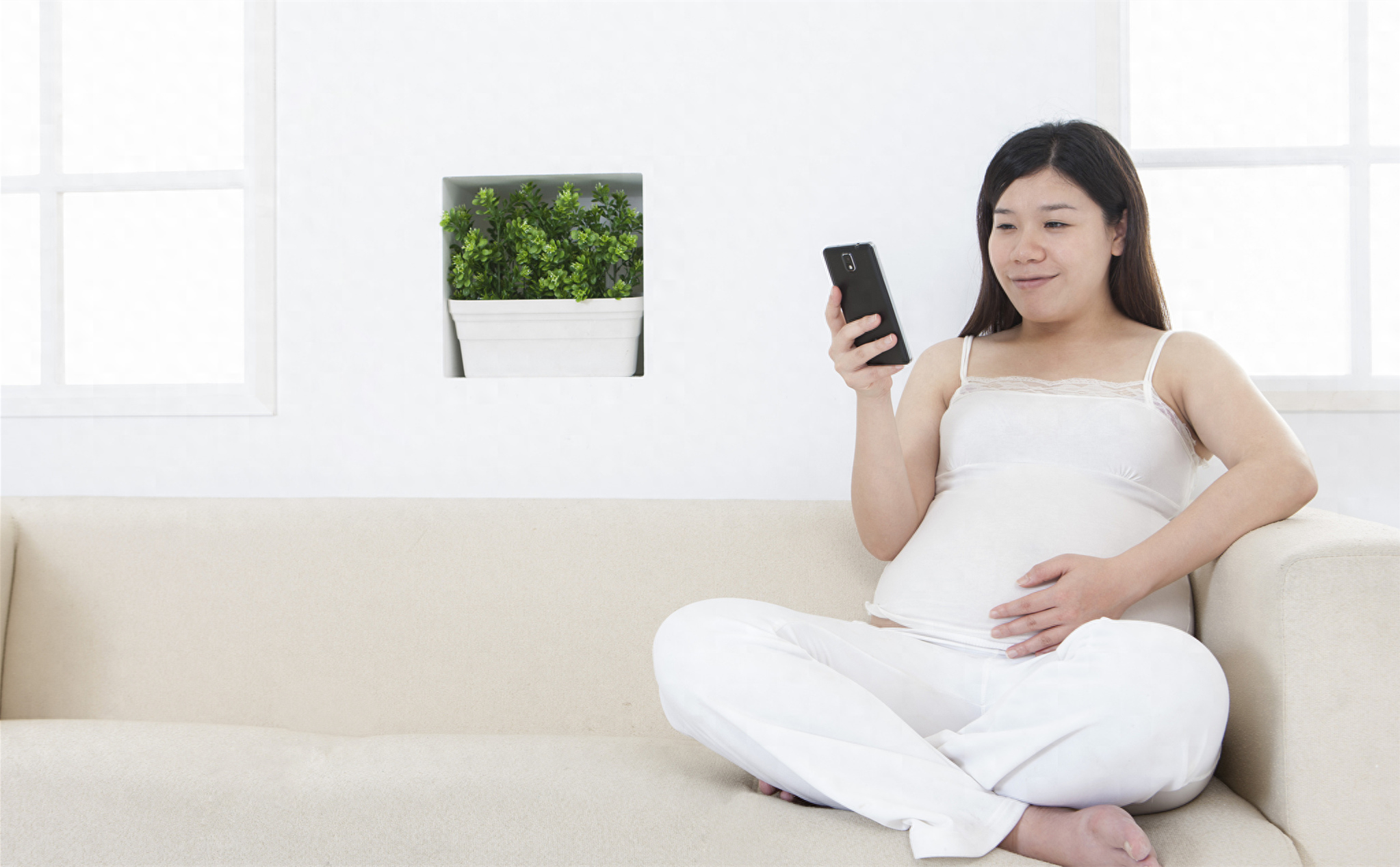 儿媳产后8天过生日,婆婆带全家13口人空手来庆生:儿媳,你做饭(图13) 儿媳产后8天过生日,婆婆带全家13口人空手来庆生:儿媳,你做饭(图13)