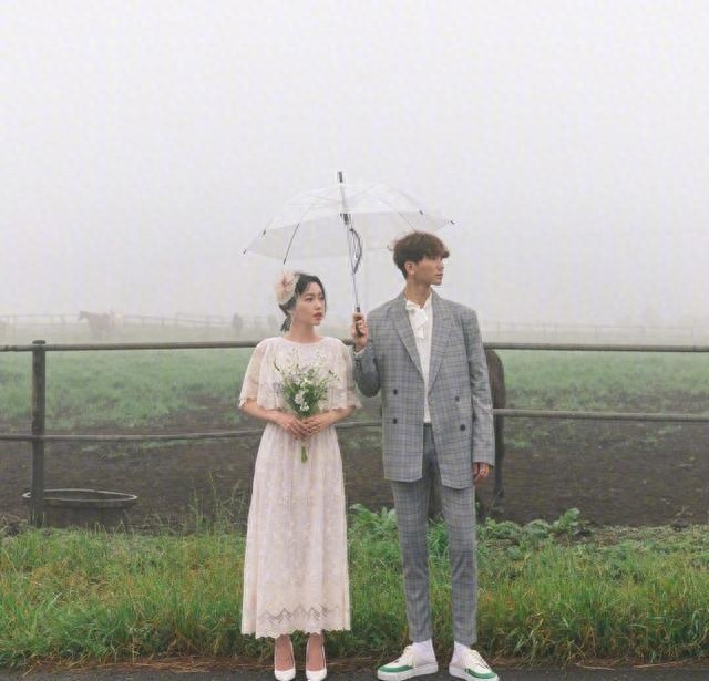 朋友圈高端秀恩爱的说说(图4)