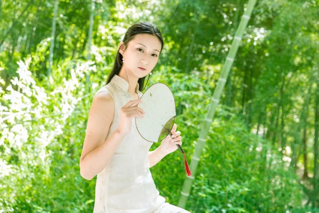 100句夏日诗词，荷花香，晚风凉，悠悠夏日长(图1)