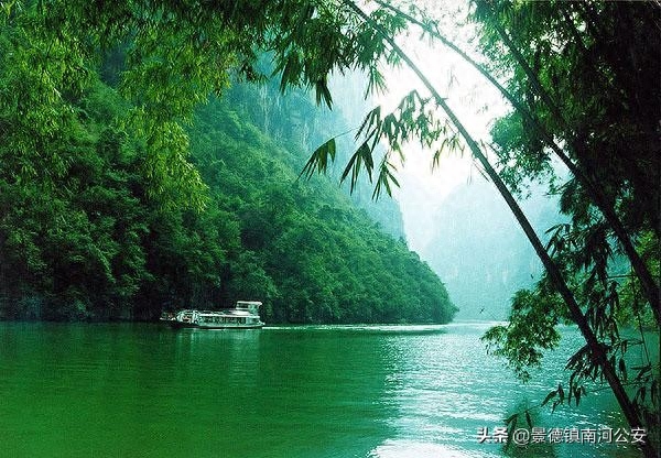 诗行天下｜三峡：云结海楼月成镜，三峡星河影动摇(图5)