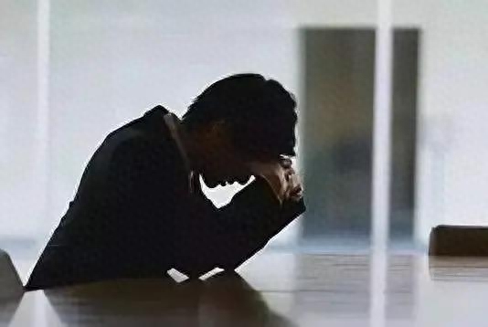 人到中年后的心酸无奈感悟的句子大全（3）(图5)