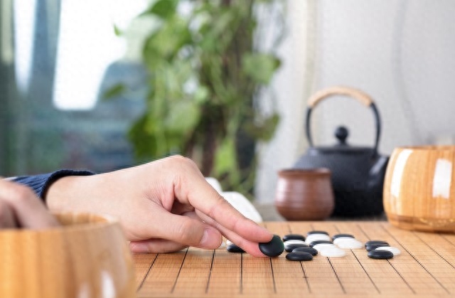 人生如棋局，遇事稳得住，才能赢得最后的胜利(图6)
