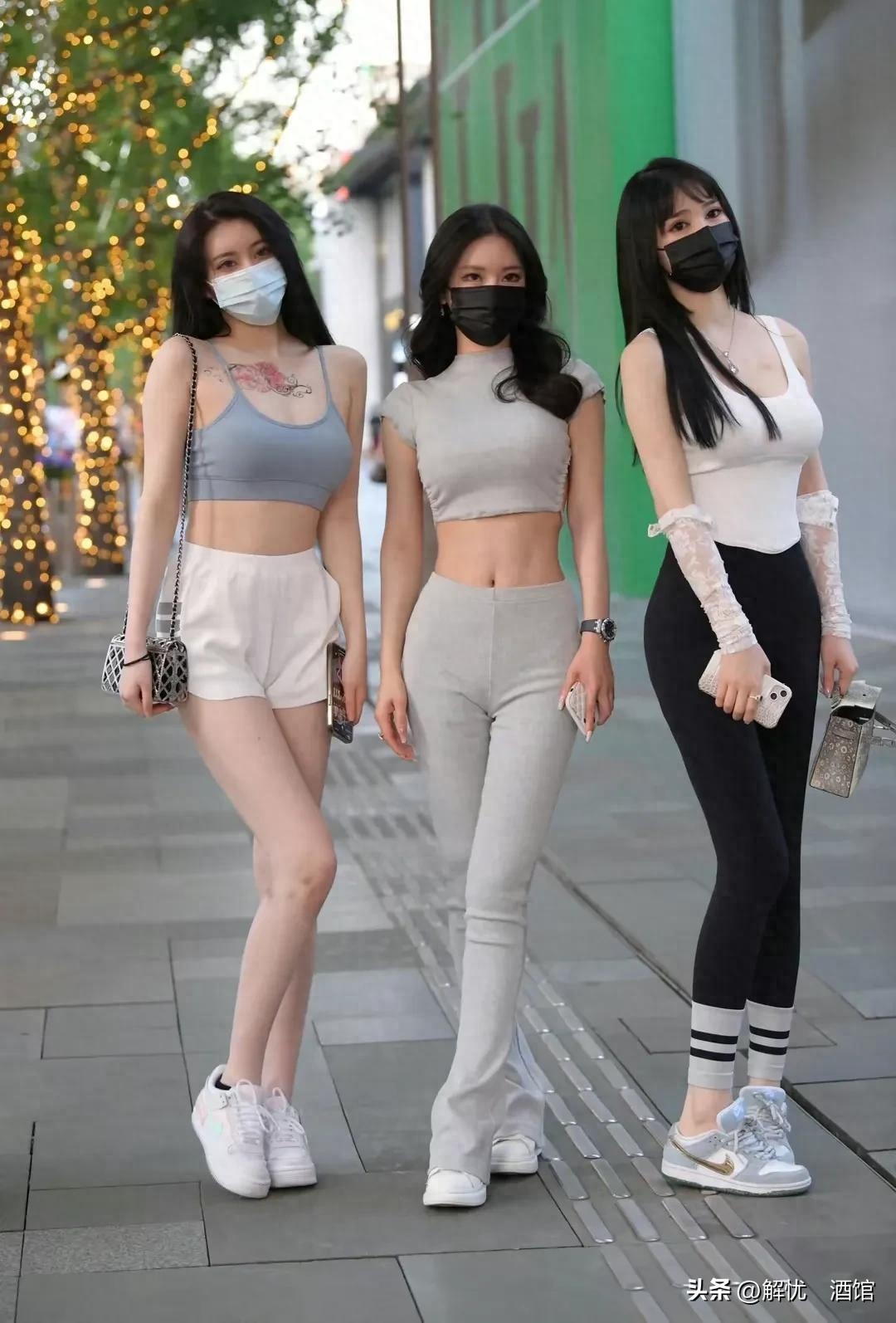 我于窗中窥伤鹤，恰如仰头见春台(图1)