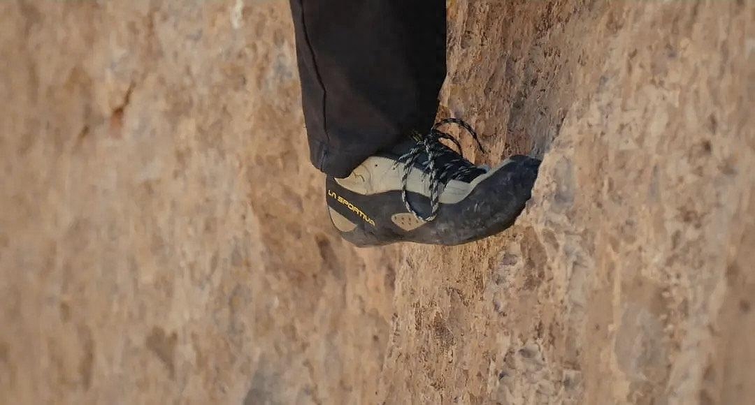 《徒手攀岩》:人生就像Free solo，从中我找到达成目标的成功之道(图5)