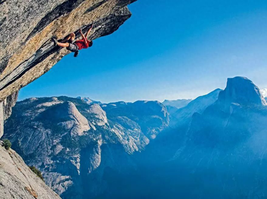 奥斯卡最佳纪录片《徒手攀岩》：不要控制恐惧，而要消除恐惧(图5)