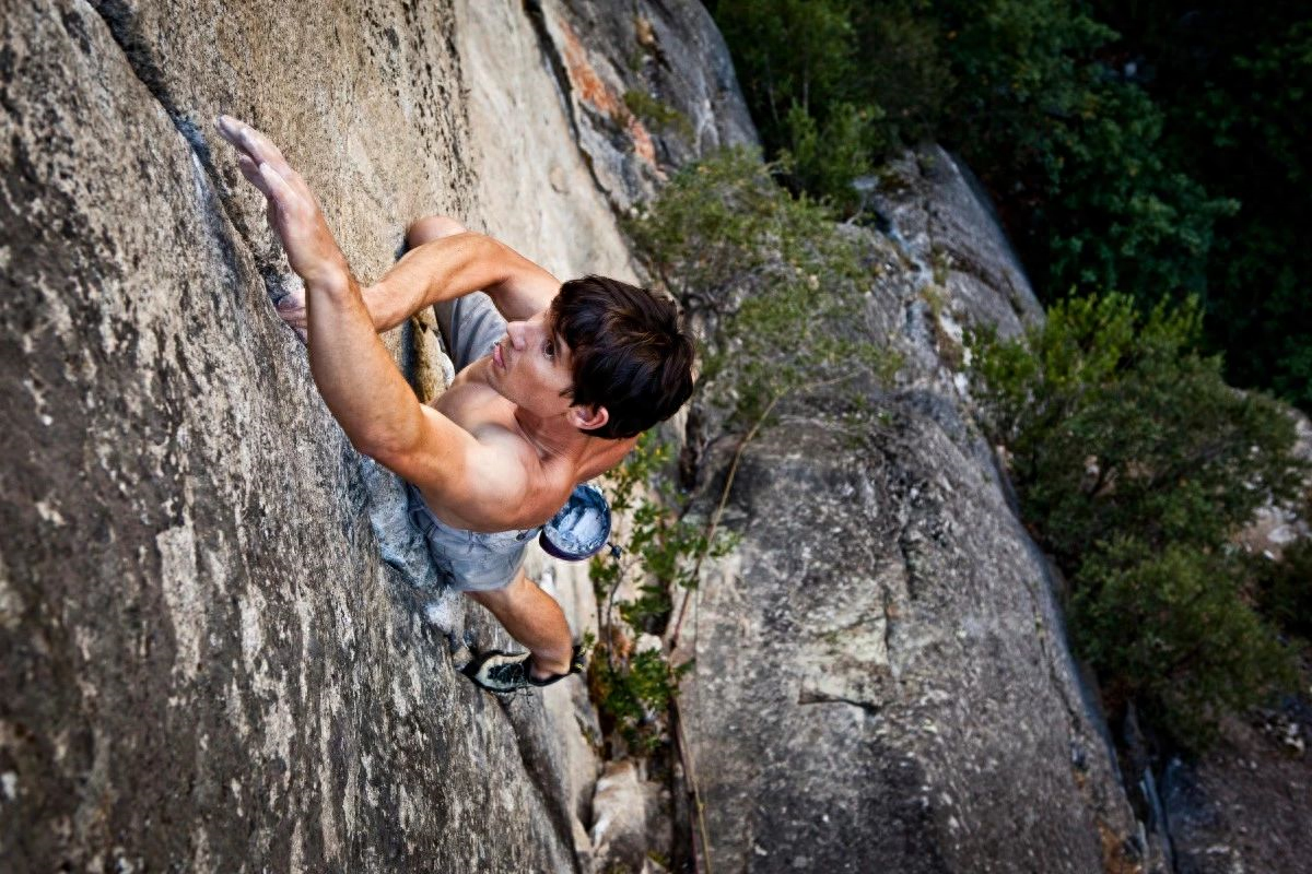 奥斯卡最佳纪录片《徒手攀岩》：不要控制恐惧，而要消除恐惧(图30)