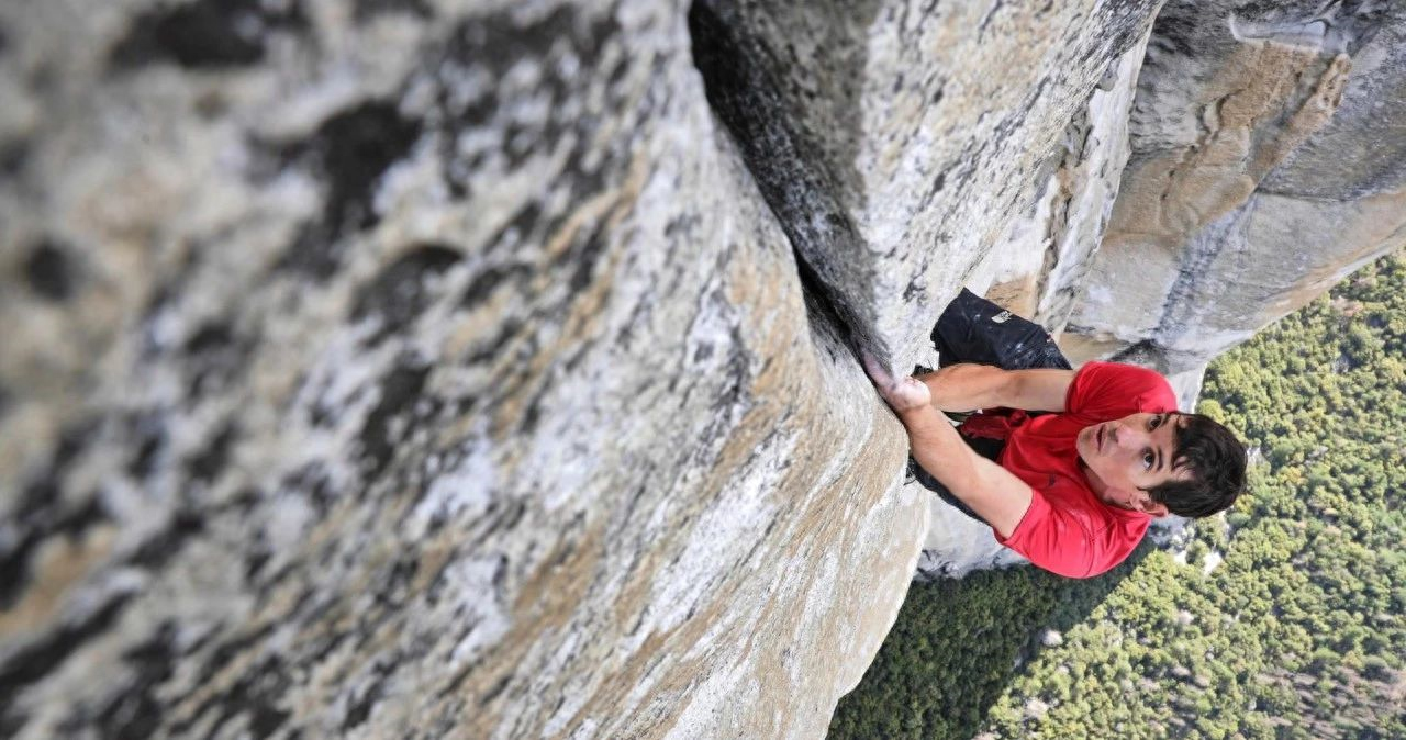 奥斯卡最佳纪录片《徒手攀岩》：不要控制恐惧，而要消除恐惧(图33)