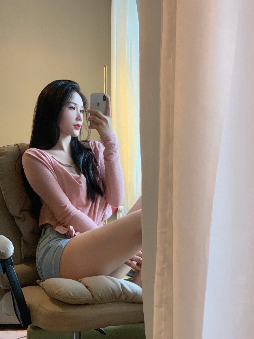 男人的爱，都是直白的，他若对你入了心，就会有这三个行为(图1)