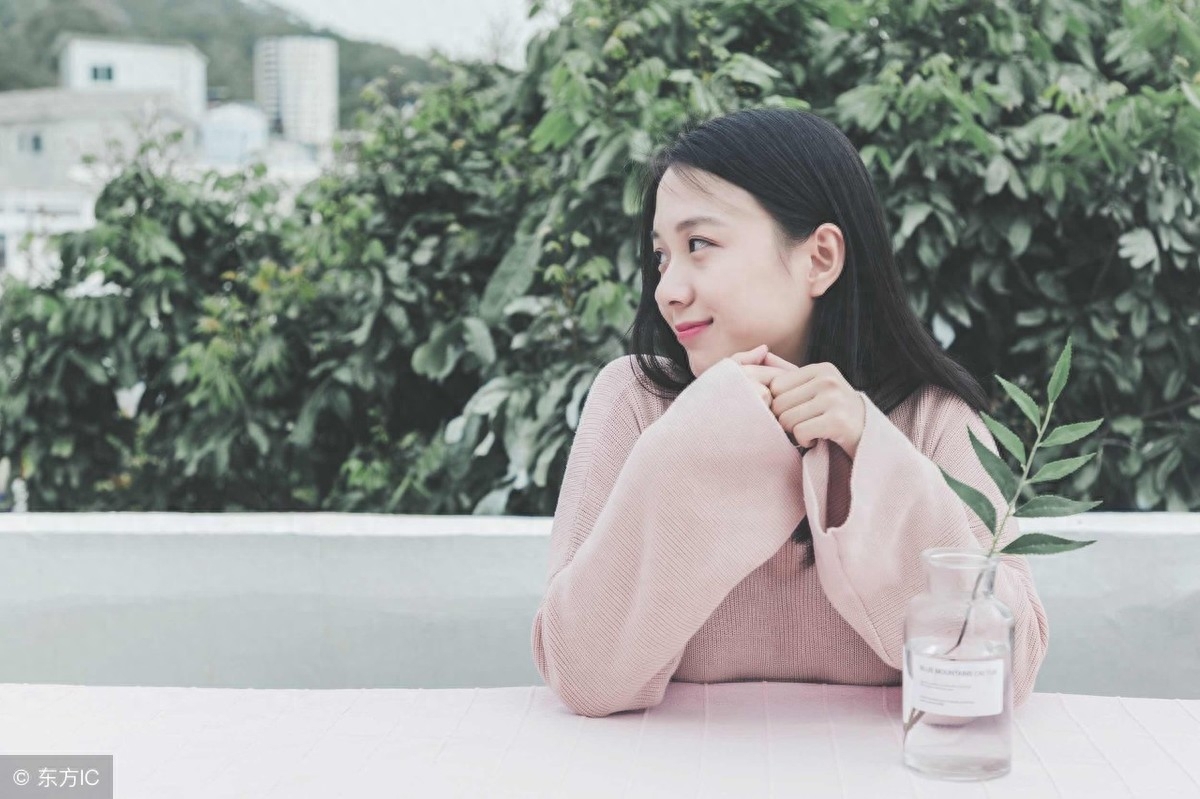 一个人心情失落的说说，伤感无助，有故事的人才会懂(图2)