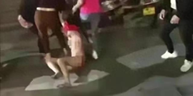 妻子拍视频侮辱丈夫情人，法院定罪(图2)