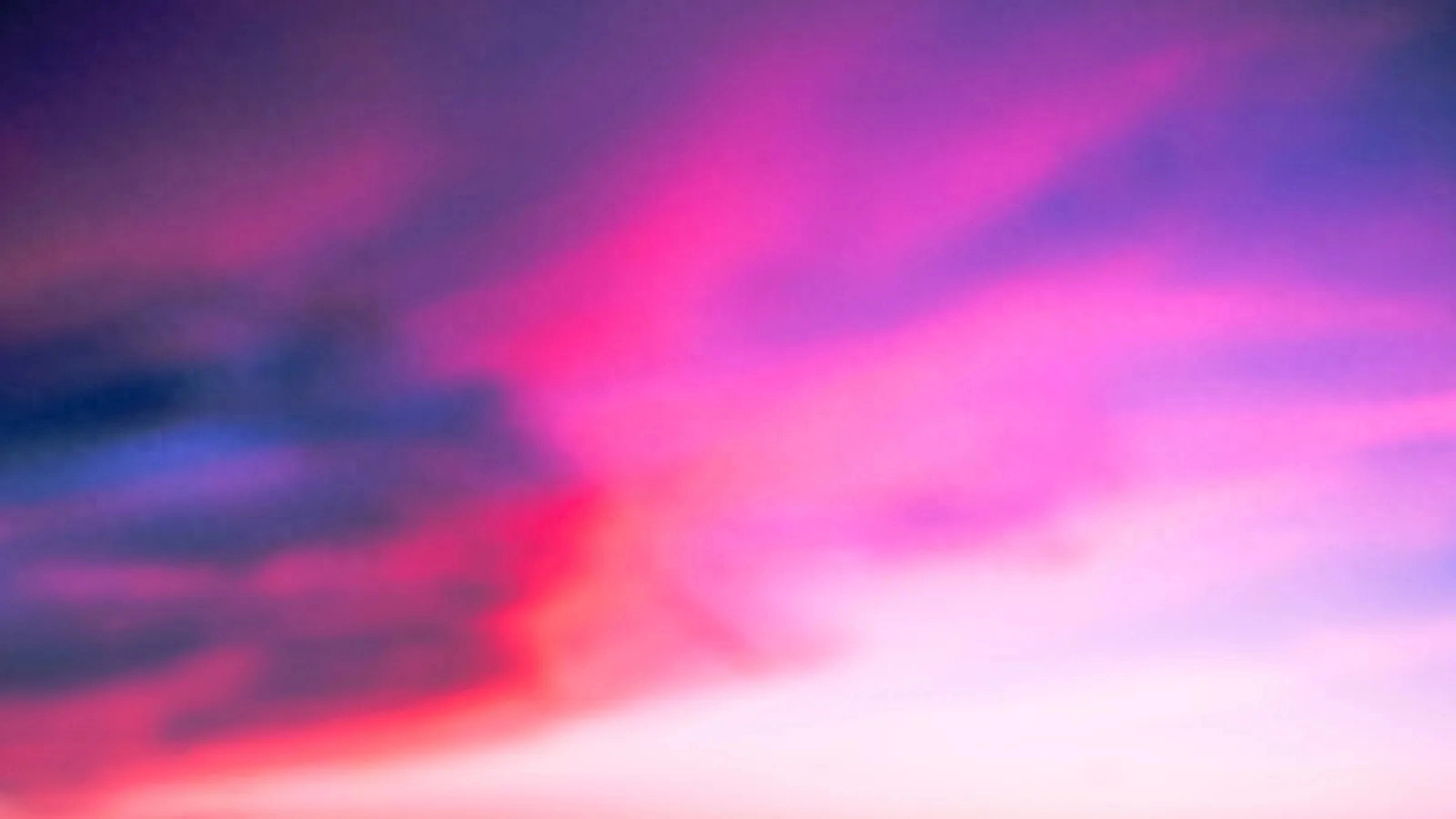 岁月千帆过，时光水慢流，愿你不染风尘，温柔如初(图1)