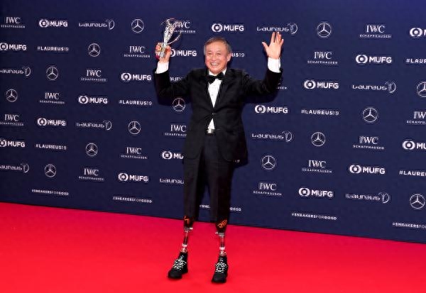 “无腿勇士”夏伯渝：登顶珠峰不是终点，回家才是(图6)