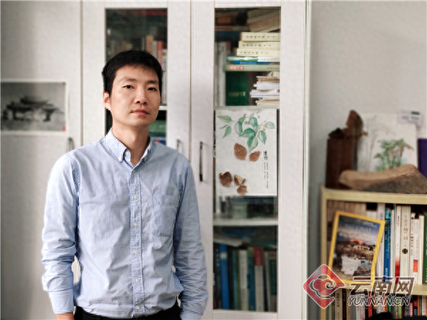 「云南生物多样性数字化百科图谱」节肢动物·乌桕大蚕蛾：“隐忍与凶悍”——雨林皇蛾的生存智慧(图3)