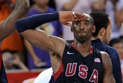 科比：只要热爱的事情，我就会百分百投入，曼巴精神在我的体内！(图4)