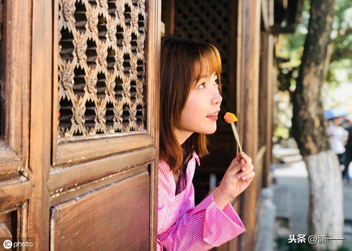 描写人物特点的句子(图1)