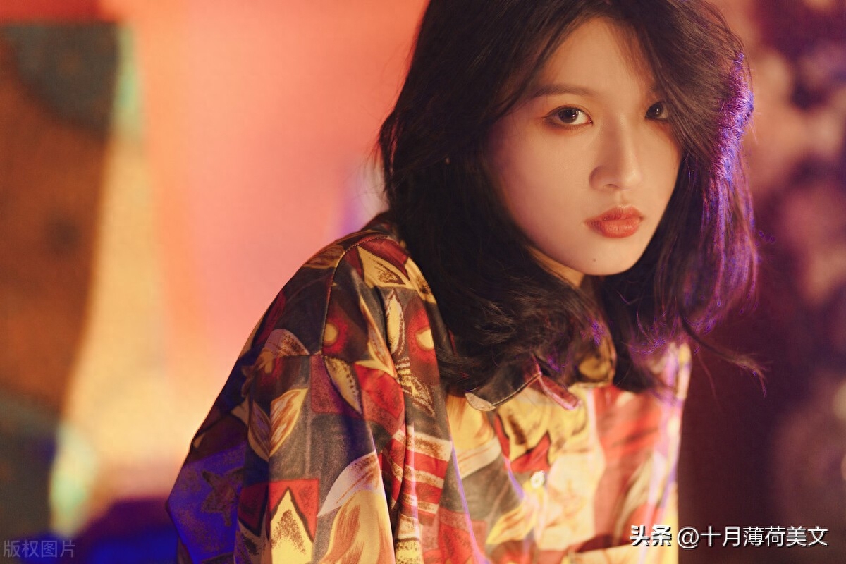 女生带点脾气的高冷拽句(图1)