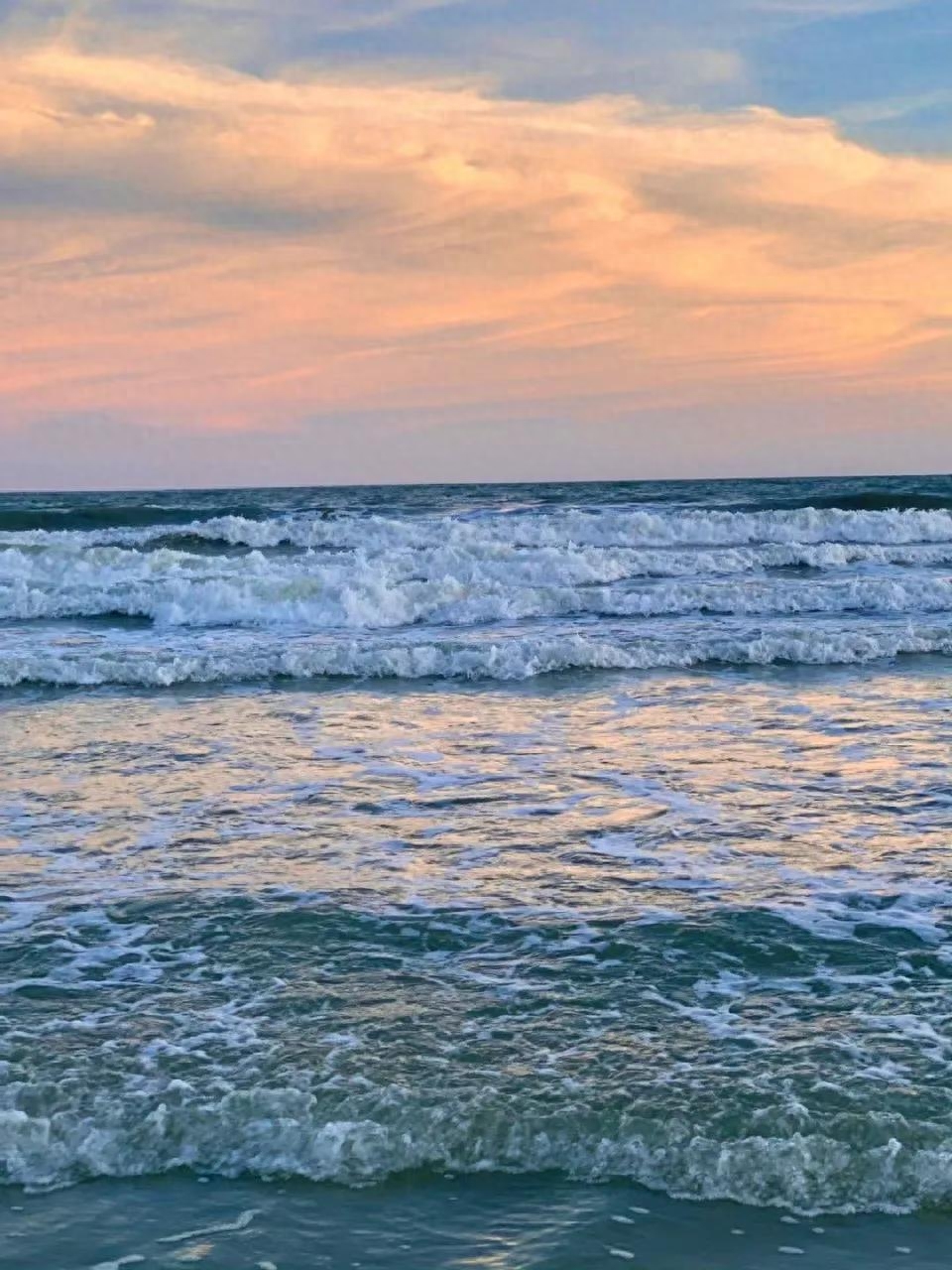 撞进夏日的海风里，自由自在，无忧无虑(图1)