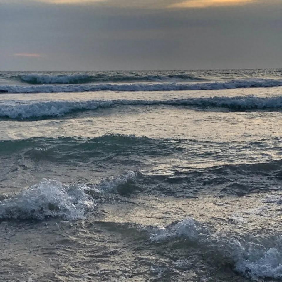 撞进夏日的海风里，自由自在，无忧无虑(图4)