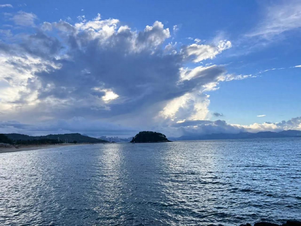 撞进夏日的海风里，自由自在，无忧无虑(图19)