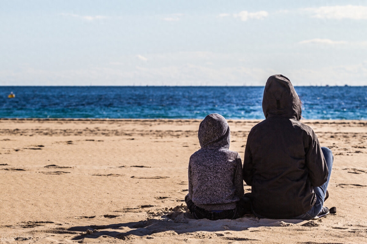 张建中三八赞巾帼诗词六首(图1)