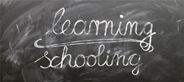 致自己的青春励志语录，经典阳光，振奋人心(图3)