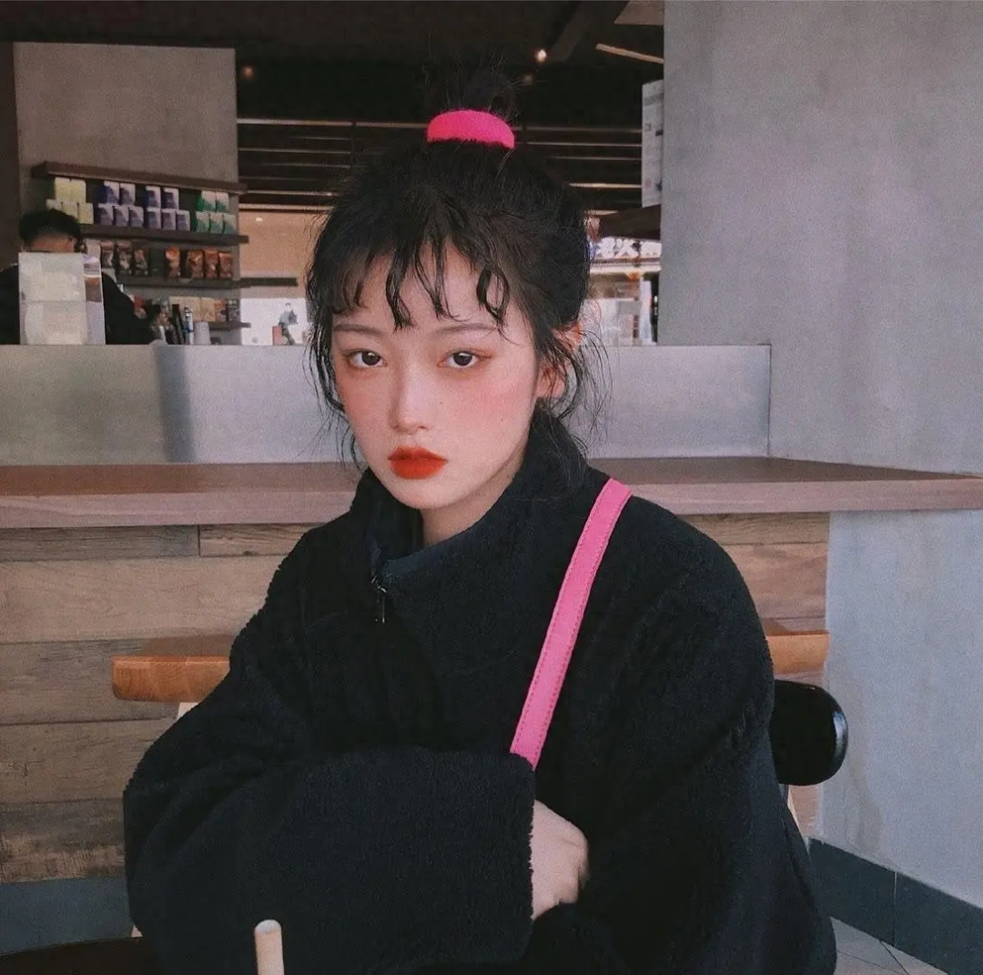 丧到极致的绝望文案；适合凌晨发的伤感句子(图5)