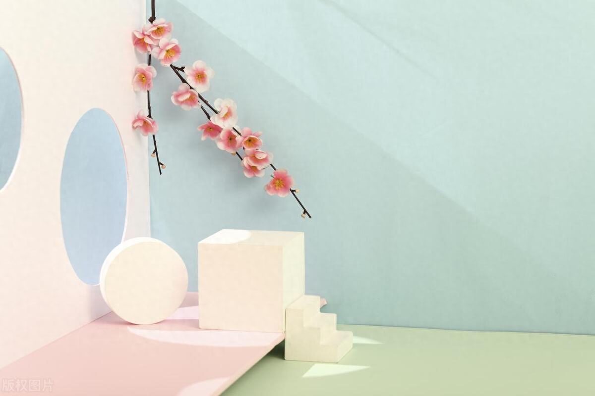 杂七杂八的小众文案：生活细碎，万物成诗；愿星河徜徉，一路有光(图1)